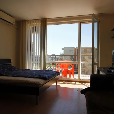 Holiday Fort Club Studio Apartamento Sunny Beach